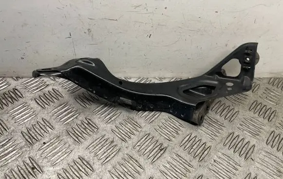 Audi A6 S6 C7 4G Fender mounting bracket 4G0821135A 4G0805815