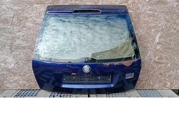 Skoda Fabia Mk1 (6Y) Front vent window/glass (coupe) 