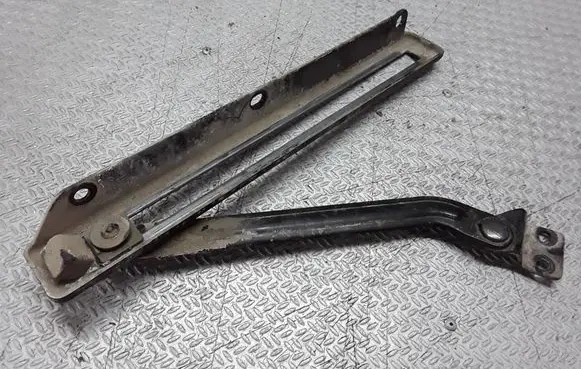 Land Rover Freelander Loading door check strap stopper 