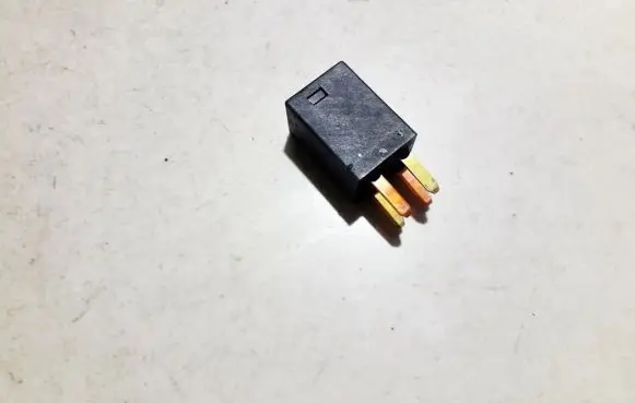 Mitsubishi Grandis Other relay mr538851 2164d61