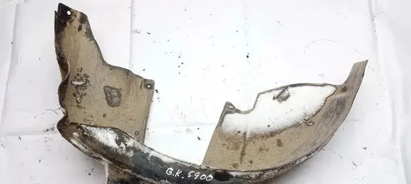 Toyota Avensis T220 Rear arch fender liner splash guards