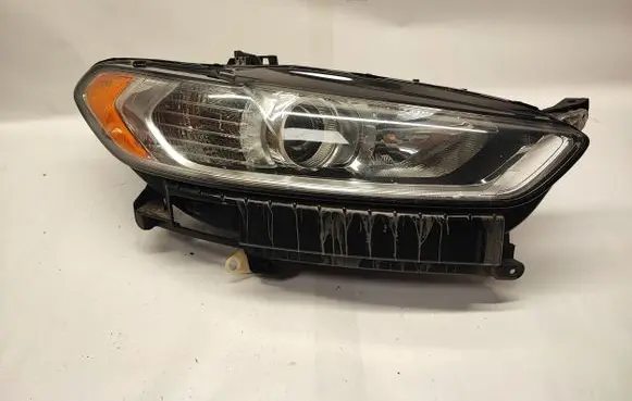 Ford Fusion Headlight/headlamp DS7313W029CD
