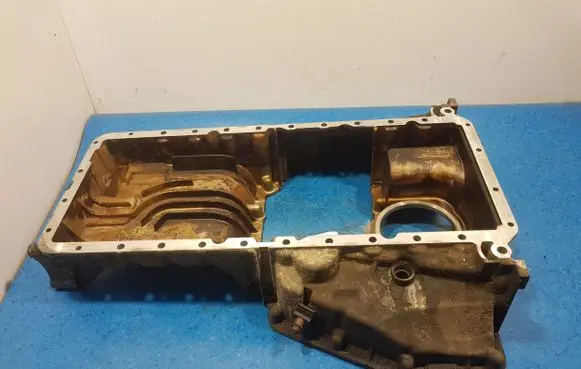 BMW 7 E38 Oil sump 7508177