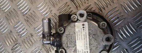 Peugeot 607 Power steering pump 7617955508