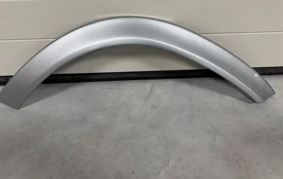 Mercedes-Benz GLE W167 Rear arch trim a1678800105