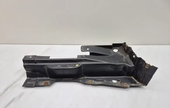 Audi Q3 8U Side bottom protection 8U0825214 8U0825214D