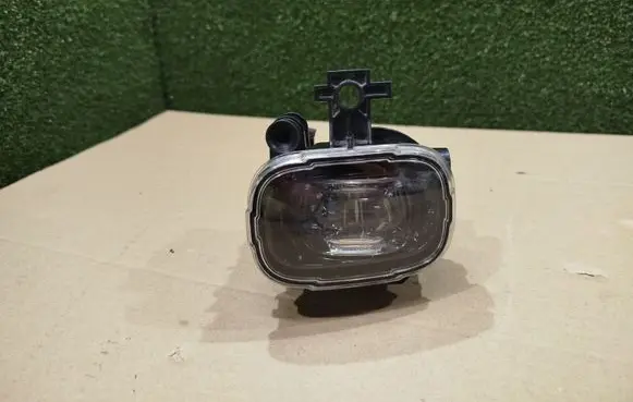 Renault Trafic III (X82) Front fog light 261550862R 9222321 0137120170007560A