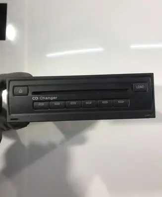 Audi A6 S6 C6 4F CD/DVD changer 4E0035111A 4E0910111E