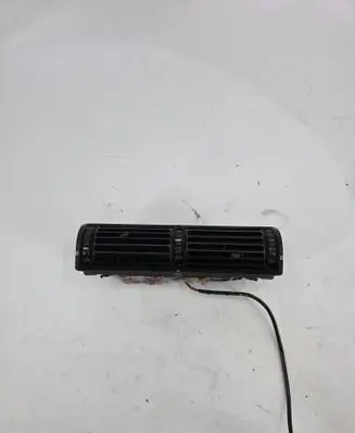 BMW 5 E34 Dash center air vent grill 