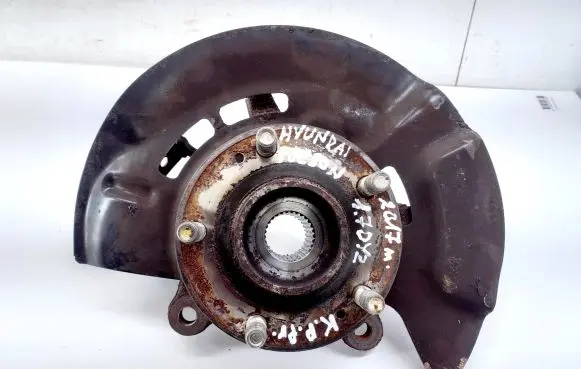 Hyundai Tucson TL Front wheel hub D7000