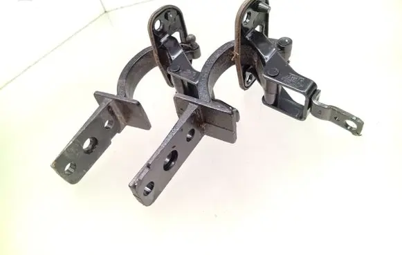 Volvo V70 Tailgate/trunk/boot hinge 31298103
