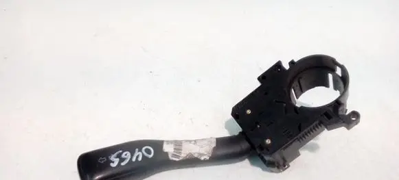 Volkswagen PASSAT B5 Indicator stalk 8L0953513E