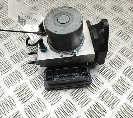 Audi A4 Allroad B9 ABS Pump 8W0907379E 8W0907379J
