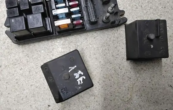 Alfa Romeo 166 Fuse module