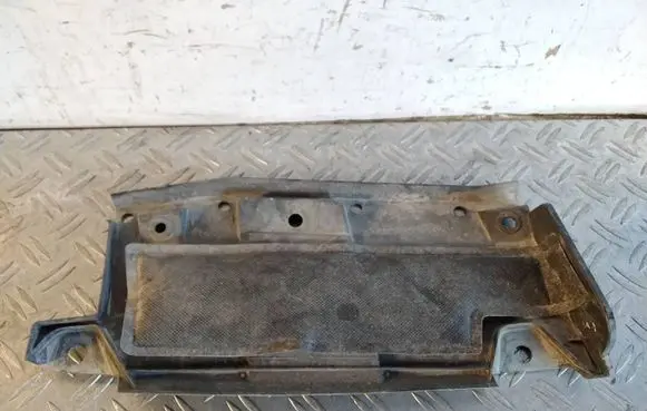 Toyota RAV 4 (XA40) Rear bumper underbody cover/under tray 5872442010