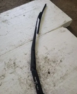 Honda Accord Front wiper blade arm