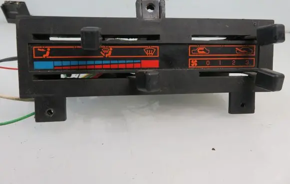 Nissan Trade Interior fan control switch 810421263F