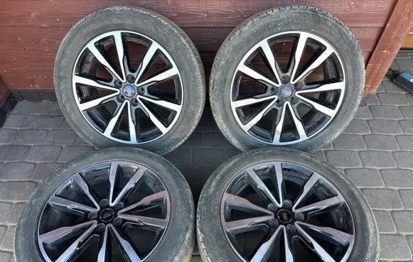Ford Escape III R18 alloy rim 