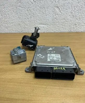 Mercedes-Benz Sprinter W906 Engine ECU kit and lock set D6121 A6519005301