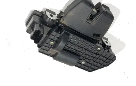 Peugeot 3008 I Tailgate/trunk/boot lock/catch/latch 9684648680