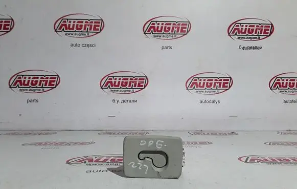 Audi A4 S4 B8 8K Cargo luggage net fixing mount 8K9861736A