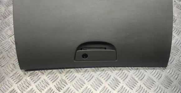 Chrysler 300 - 300C Glove box 61031N005 1073850AA