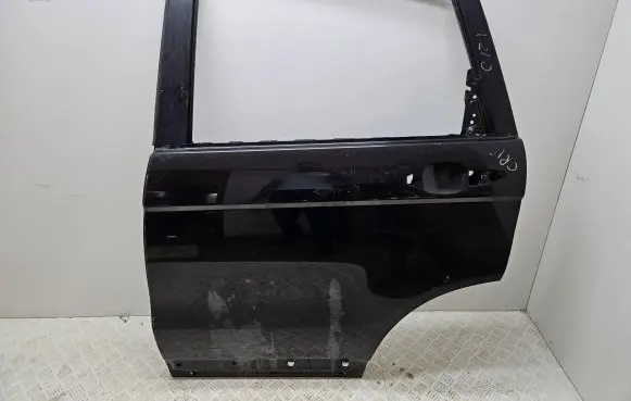Honda CR-V Rear door