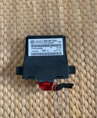 Volkswagen Touran II Gateway control module 7N0907530J 5WG50028 1K0907951