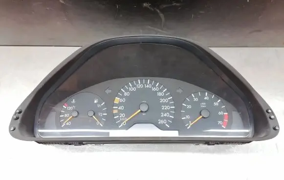 Mercedes-Benz CLK A208 C208 Speedometer (instrument cluster) A2085402911