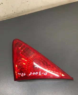 Peugeot 3008 I Tailgate rear/tail lights 26030104 9683461080