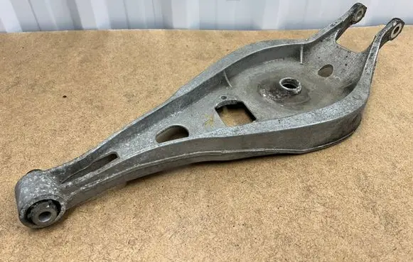 BMW 3 E46 Rear control arm 33326781625 6781625 3321094889