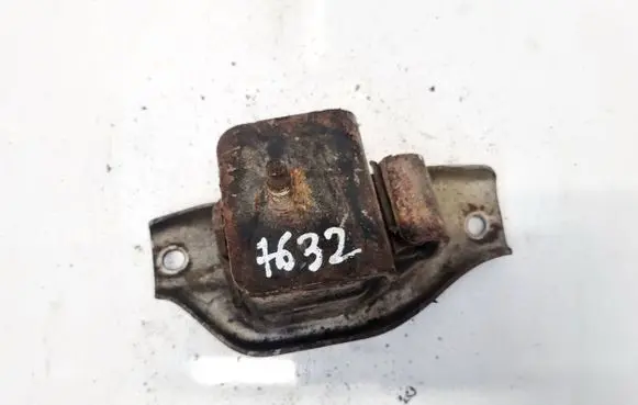 Subaru Legacy Engine mount bracket 41022FA000