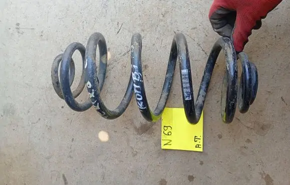 Opel Vectra B Front coil spring