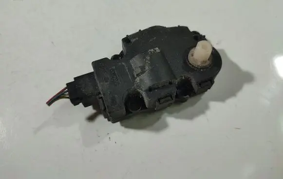 Citroen C4 Grand Picasso Air flap motor/actuator A21290000