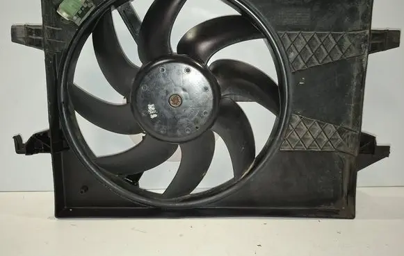 Ford Fiesta Electric radiator cooling fan 8240367