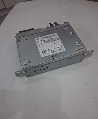 Peugeot 208 I Radio/CD/DVD/GPS head unit 9811066180