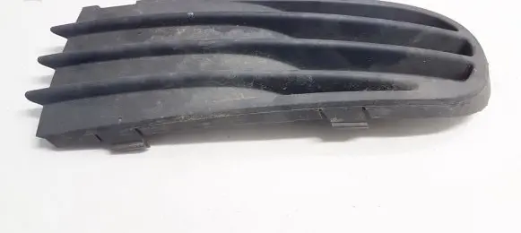 Volvo S40, V40 Front bumper lower grill 30657009