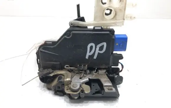 Seat Altea Front door lock