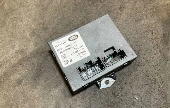 Land Rover Evoque II Other control units/modules K8D214B673AC E16786101