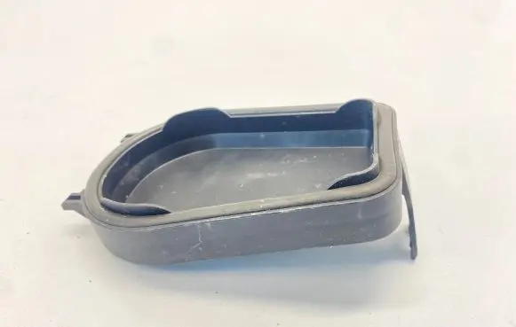 Headlight/headlamp dust cover