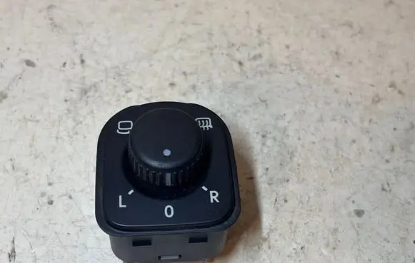 Skoda Superb B6 (3T) Wing mirror switch 3T0959565A