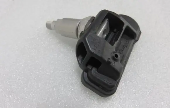 Infiniti Q30 Tire pressure sensor 2546AGG4 2013DJ5531