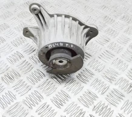 Mercedes-Benz E W213 Engine mount bracket A2132403500