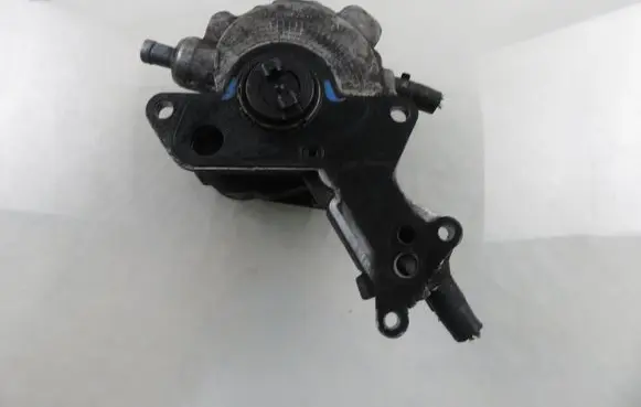 Seat Ibiza III (6L) Vacuum pump 038145209E