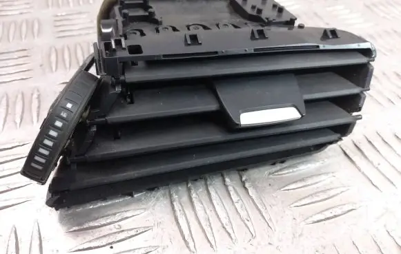 BMW X1 F48 F49 Dashboard side air vent grill/cover trim 9292740