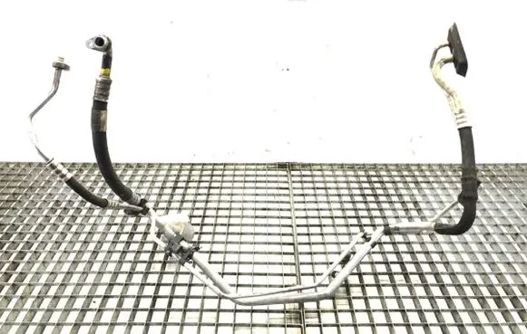 Air conditioning (A/C) pipe/hose