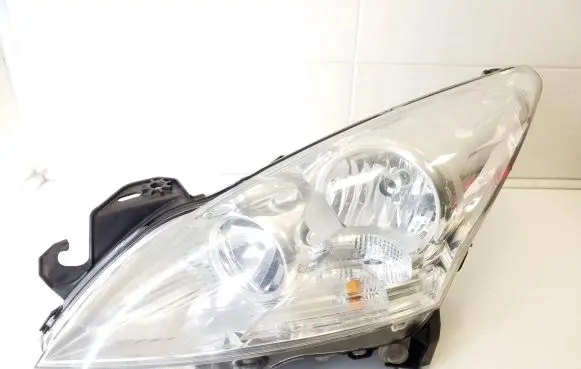 Peugeot 5008 Headlight/headlamp 9682519180