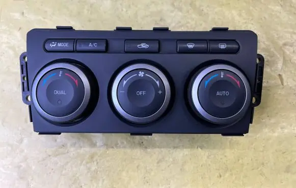 Mazda 6 Climate control/heater control trim GAP361190A