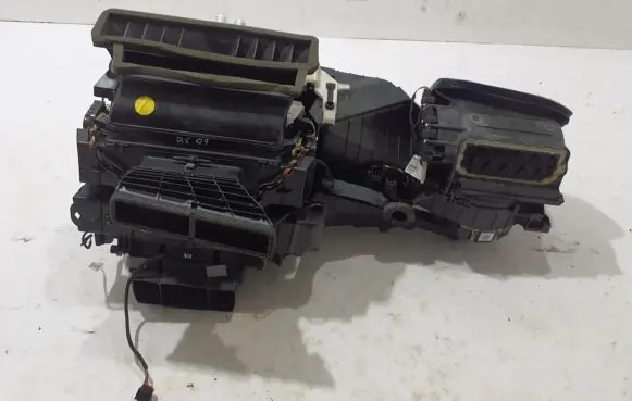 Audi Q5 SQ5 Interior heater climate box assembly 8K1820005AT