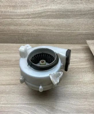 Toyota Prius (XW20) Heater fan/blower 8713047070 1172002913
